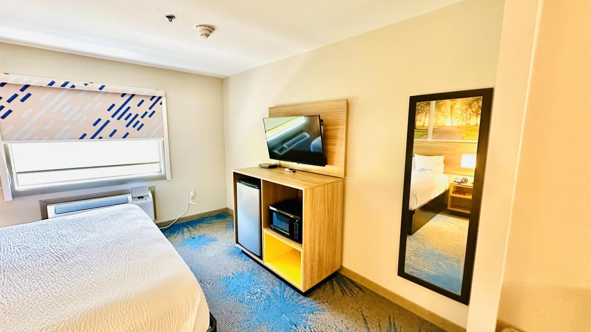 Days Inn & Suites By Wyndham Wynne Екстер'єр фото